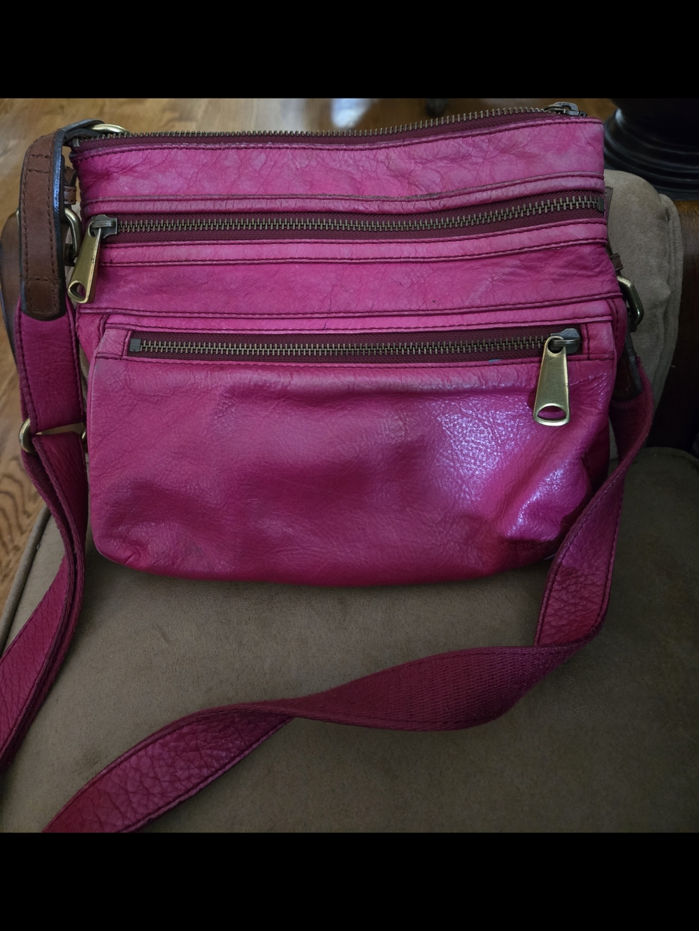 Fossil Women's Leather Crossbody Bag in Bright Fuchsia Pink with Brown Trim - Picture 3 of 5